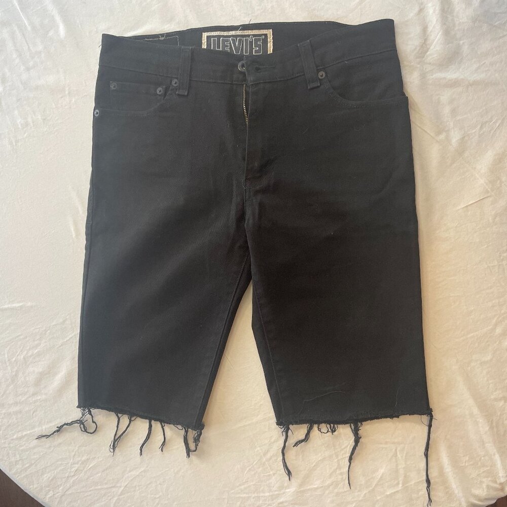 Levi’s 510 Super Skinny Black Denim Shorts – Men’s W32 (11” Length)